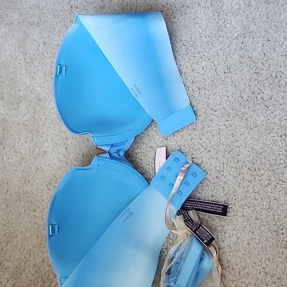 Victoria's Secret Blue Ombre Strapless & Attachment for Straps - Picture 4 of 4